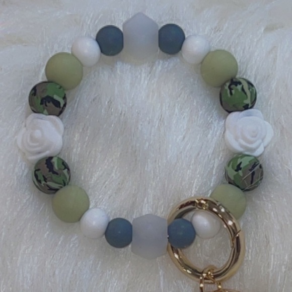 Boujee Beaded Wristlet Keychain - Picture 3 of 4